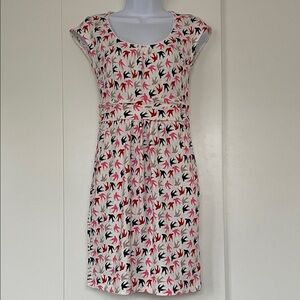 Boden Stylish Bird Print Cotton and Model Midi Dress with Scoop neck and Pockets
